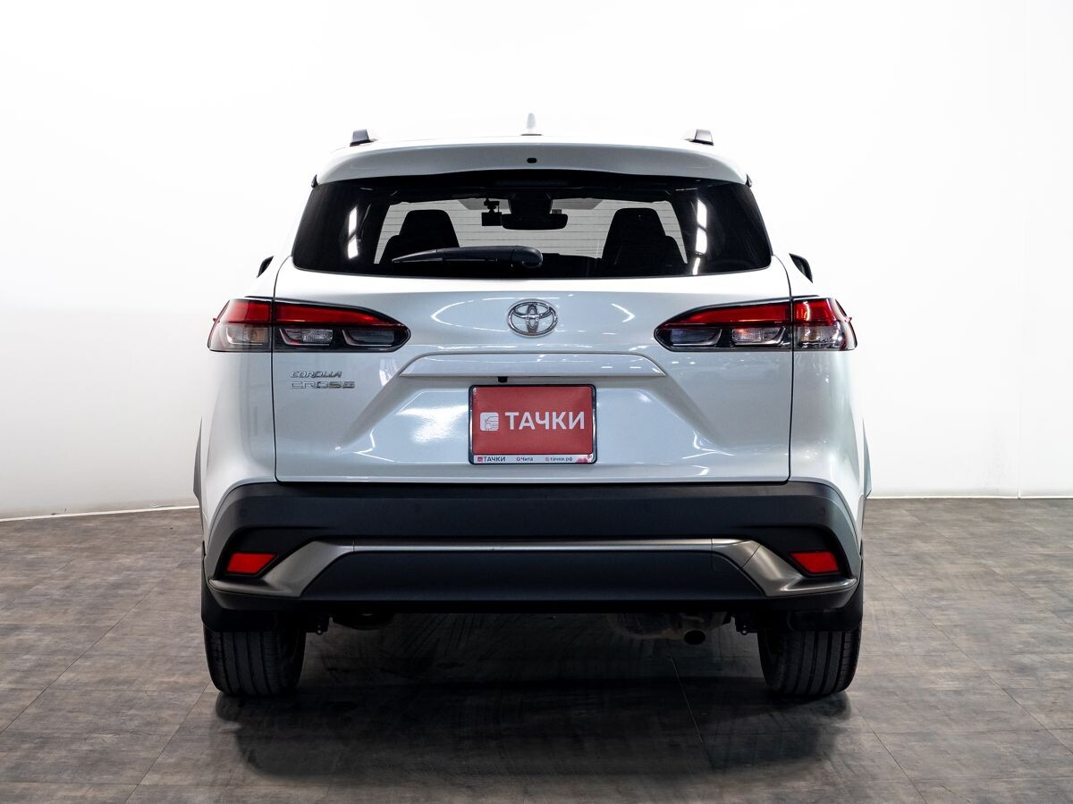 Toyota Corolla Cross 2022 - фото автомобиля