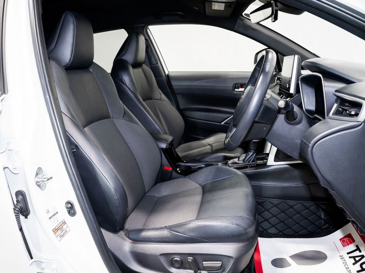 Toyota Corolla Cross 2022 - фото автомобиля
