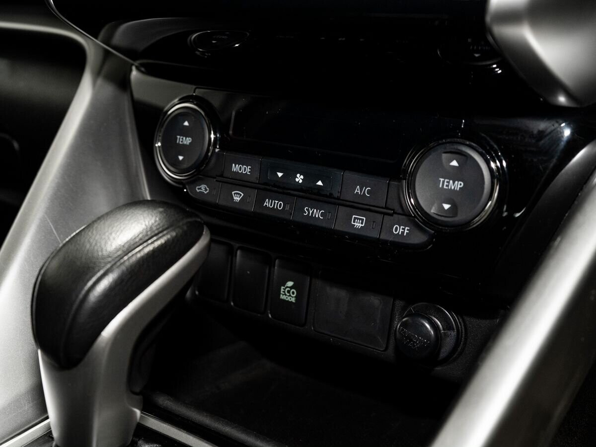 Mitsubishi Eclipse Cross 2019 - фото автомобиля