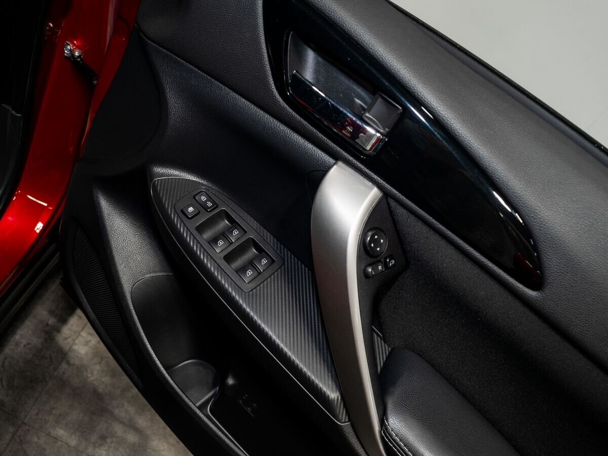 Mitsubishi Eclipse Cross 2019 - фото автомобиля