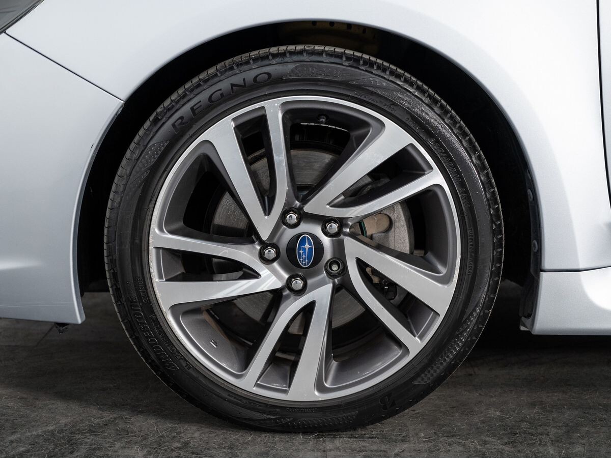 Subaru Levorg 2015 - фото автомобиля