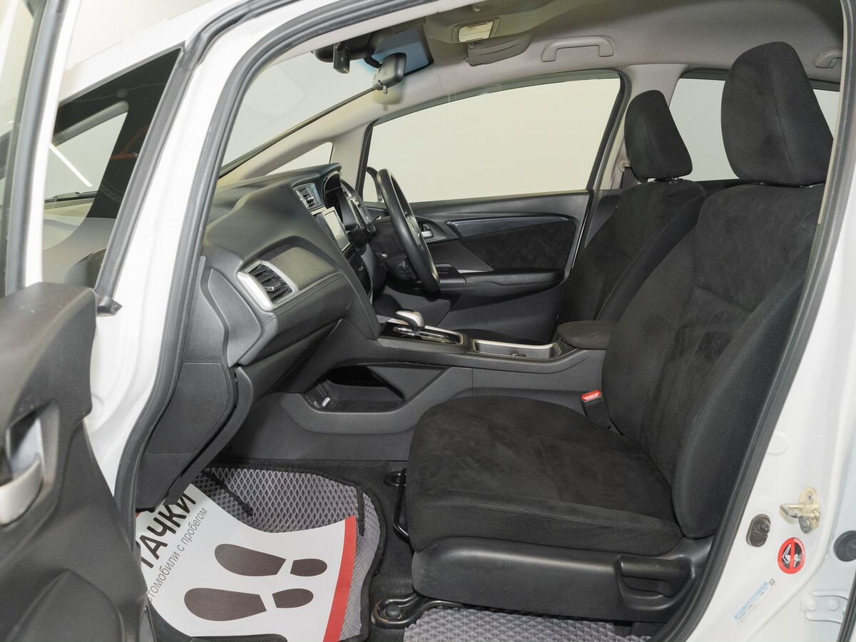 Honda Shuttle 2018 - фото автомобиля