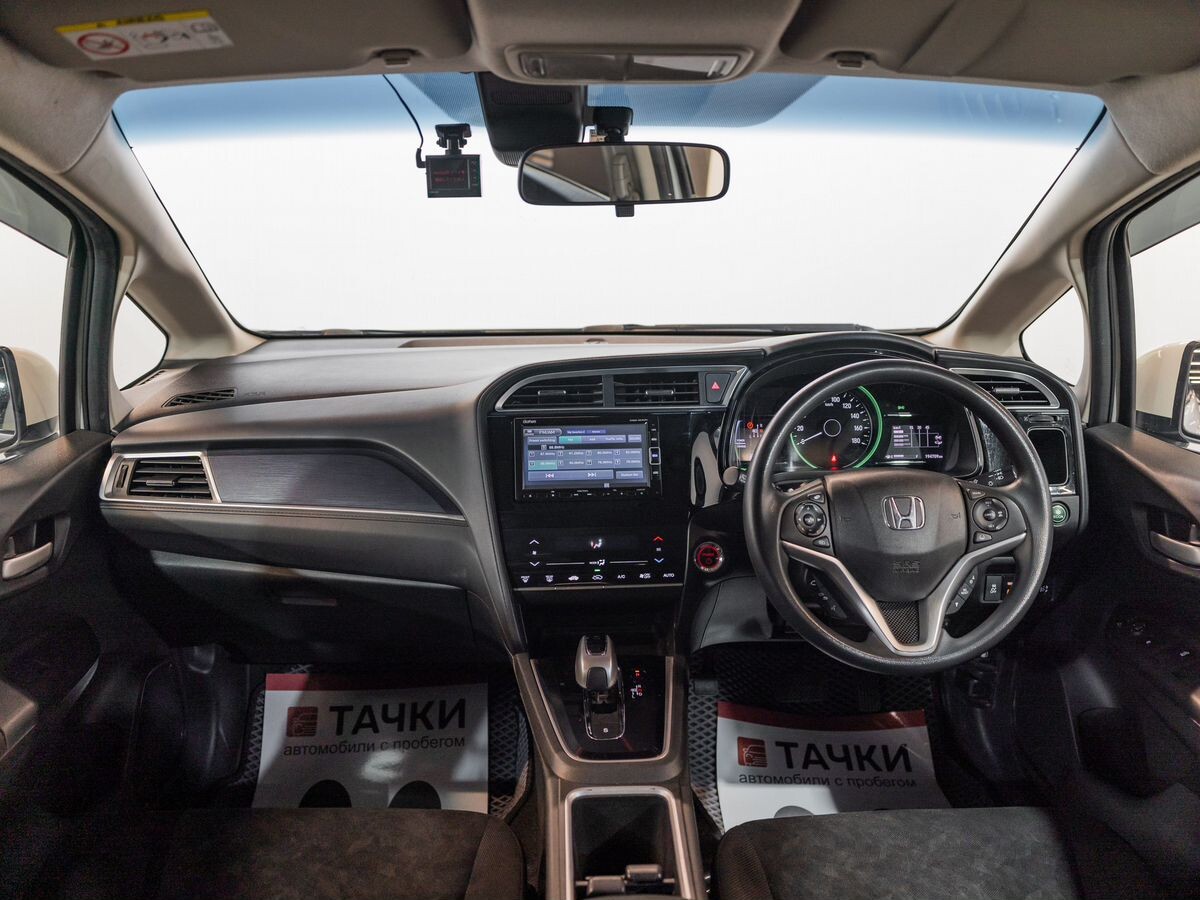 Honda Shuttle 2018 - фото автомобиля