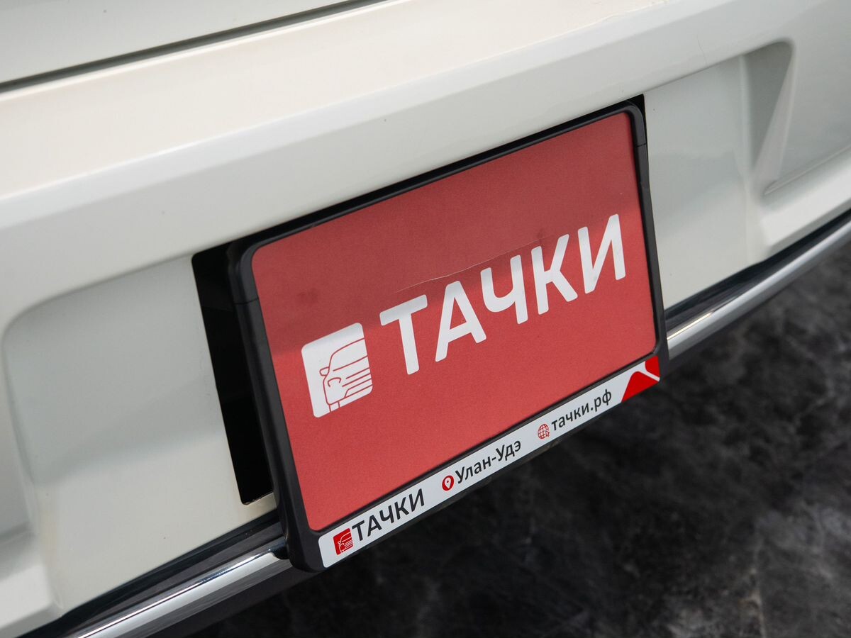 Toyota Auris 2015 - фото автомобиля