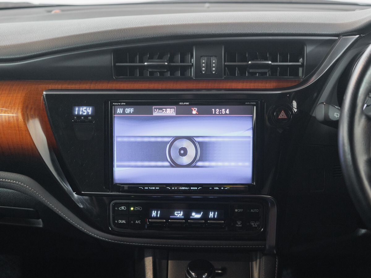 Toyota Auris 2015 - фото автомобиля
