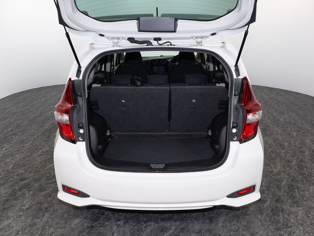 Nissan Note 2017 - фото автомобиля