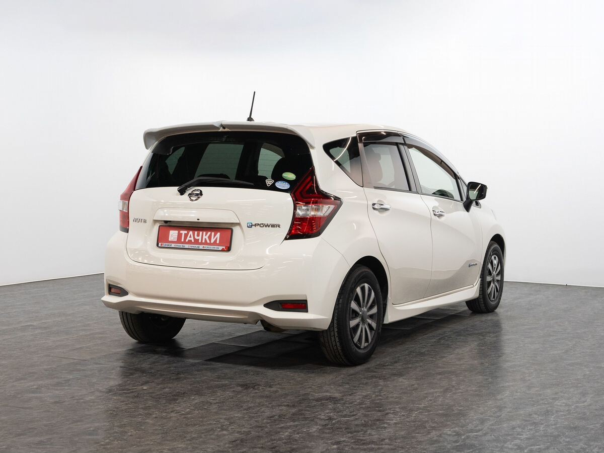 Nissan Note 2017 - фото автомобиля