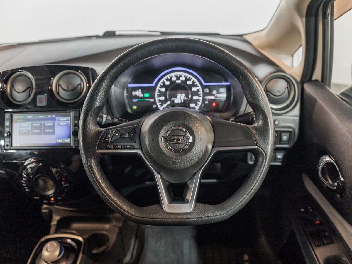 Nissan Note 2017 - фото автомобиля