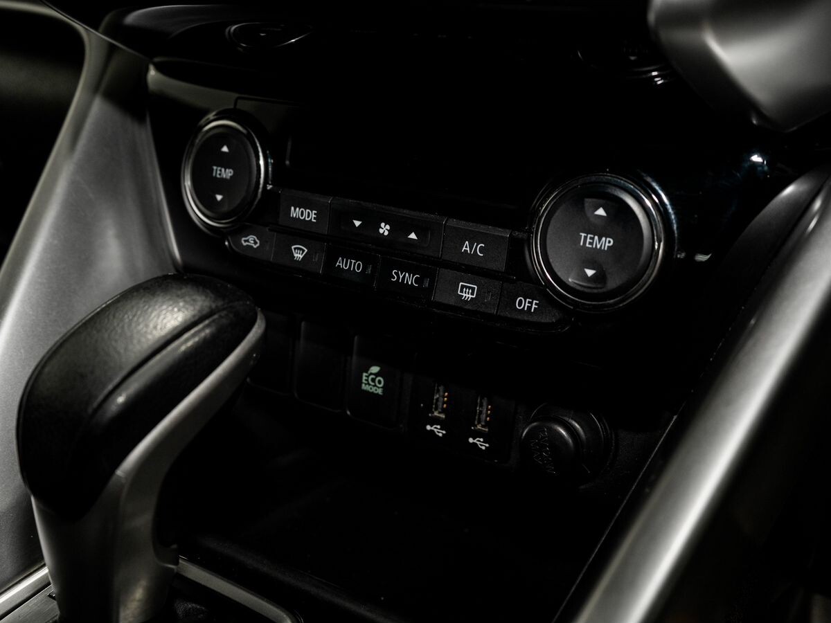 Mitsubishi Eclipse Cross 2018 - фото автомобиля