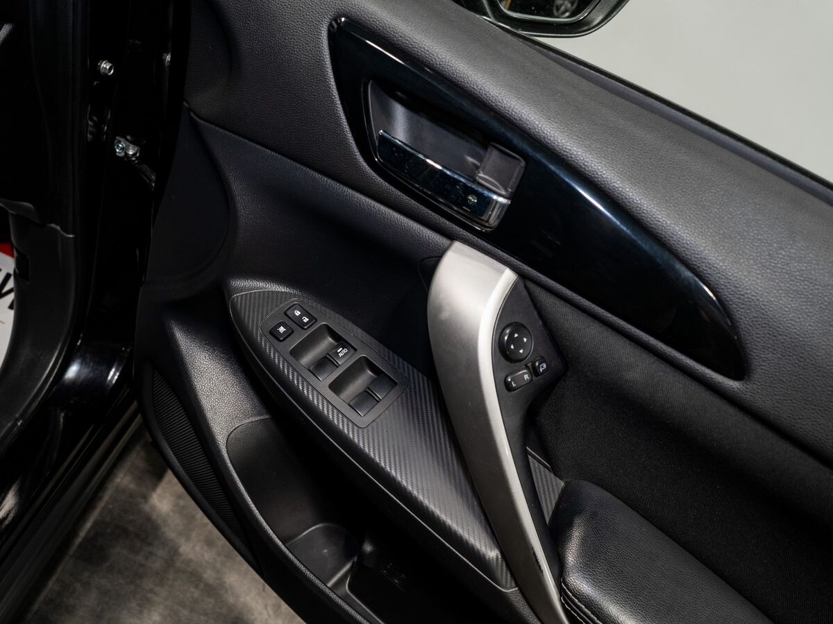 Mitsubishi Eclipse Cross 2018 - фото автомобиля