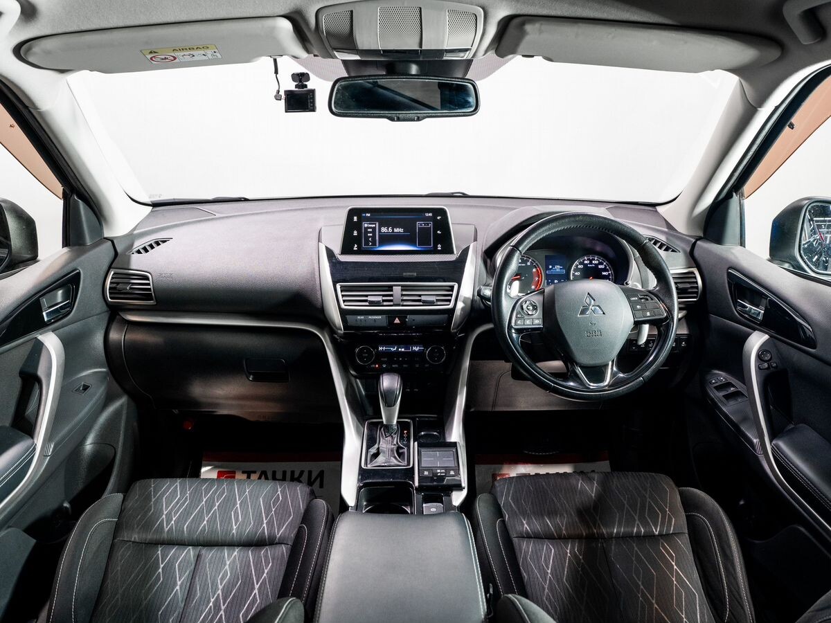 Mitsubishi Eclipse Cross 2018 - фото автомобиля