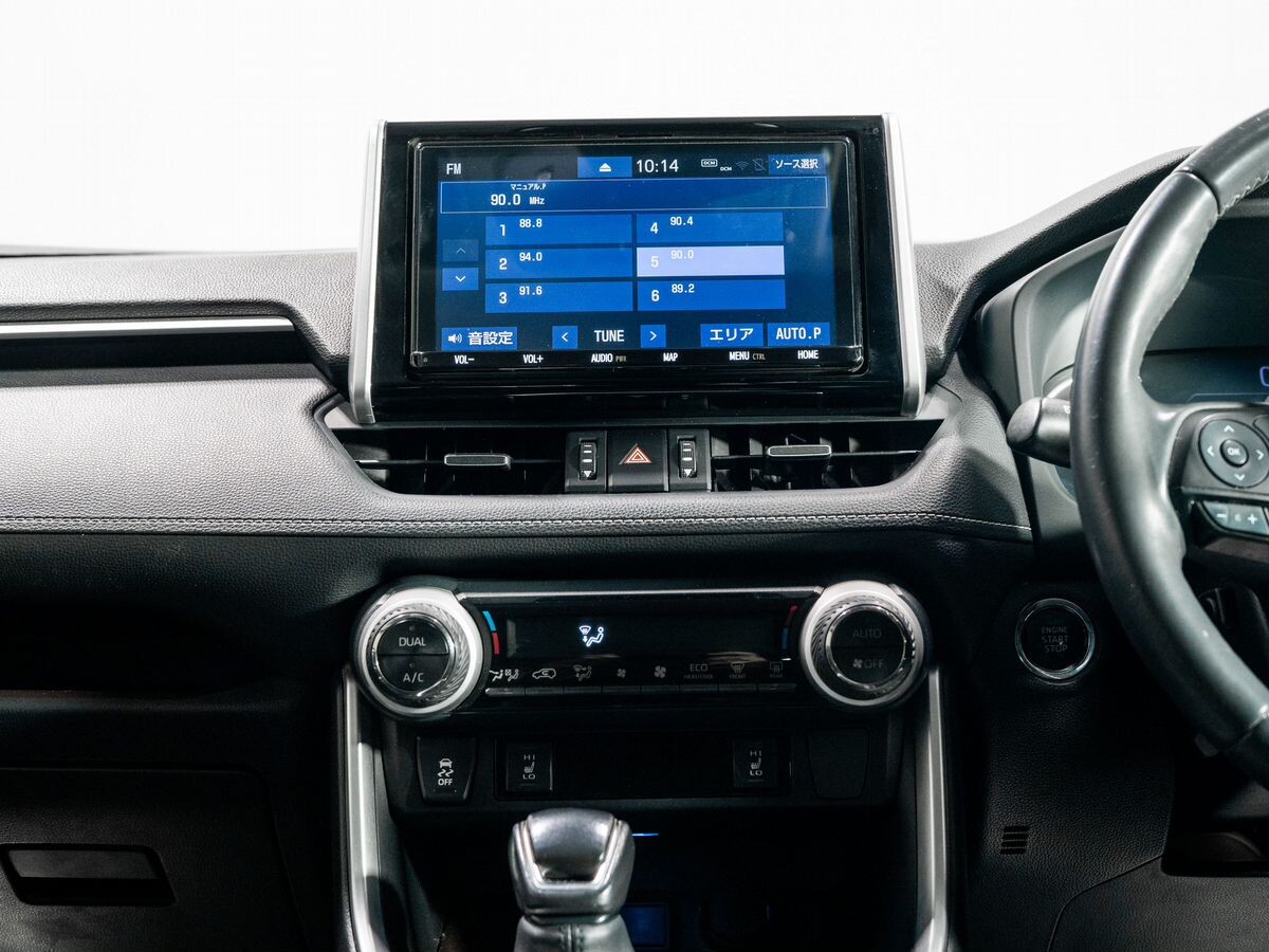 Toyota RAV4 2019 - фото автомобиля