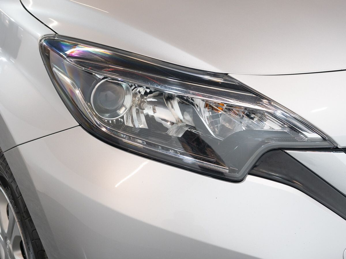 Nissan Note 2018 - фото автомобиля