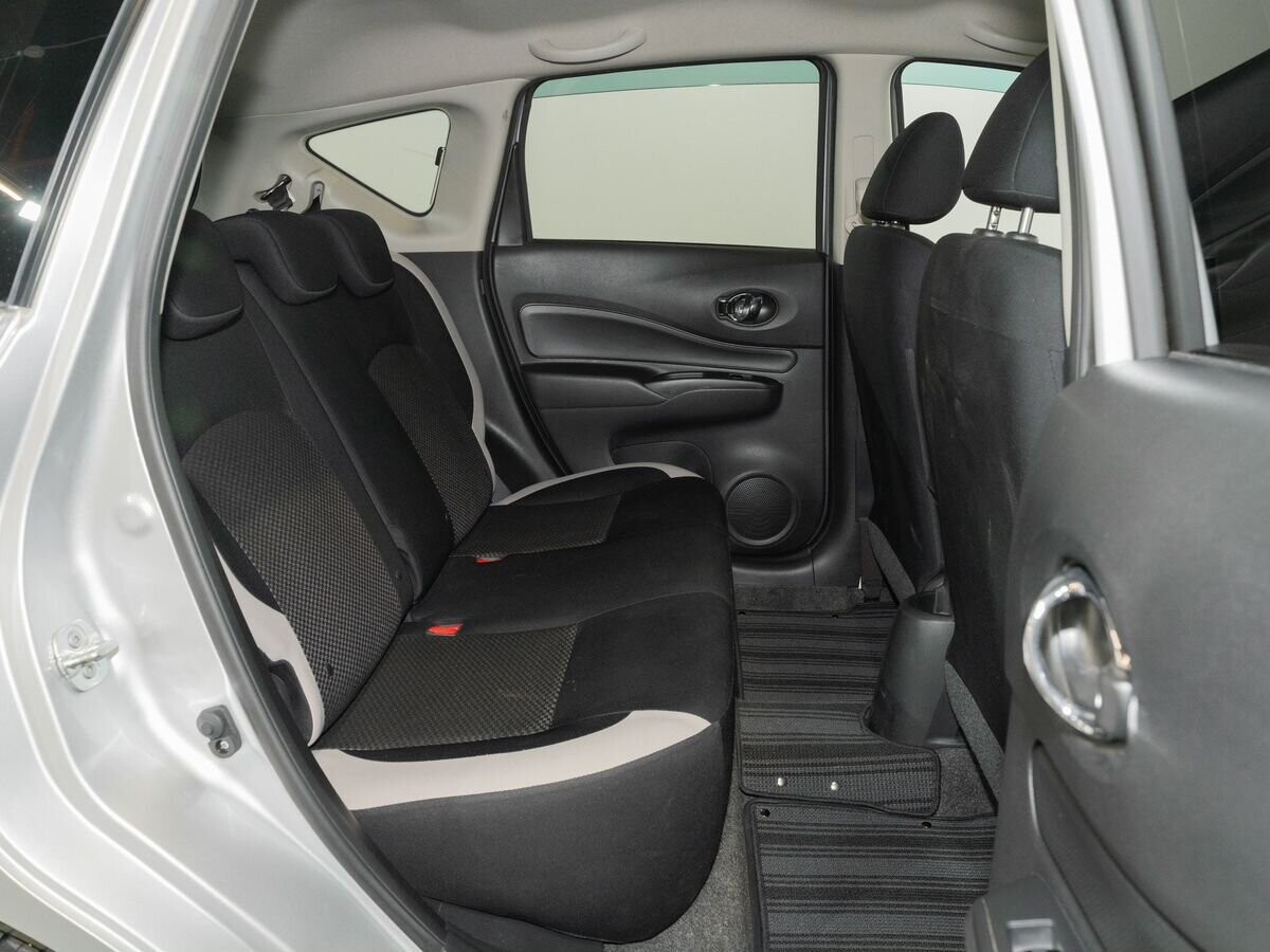 Nissan Note 2018 - фото автомобиля