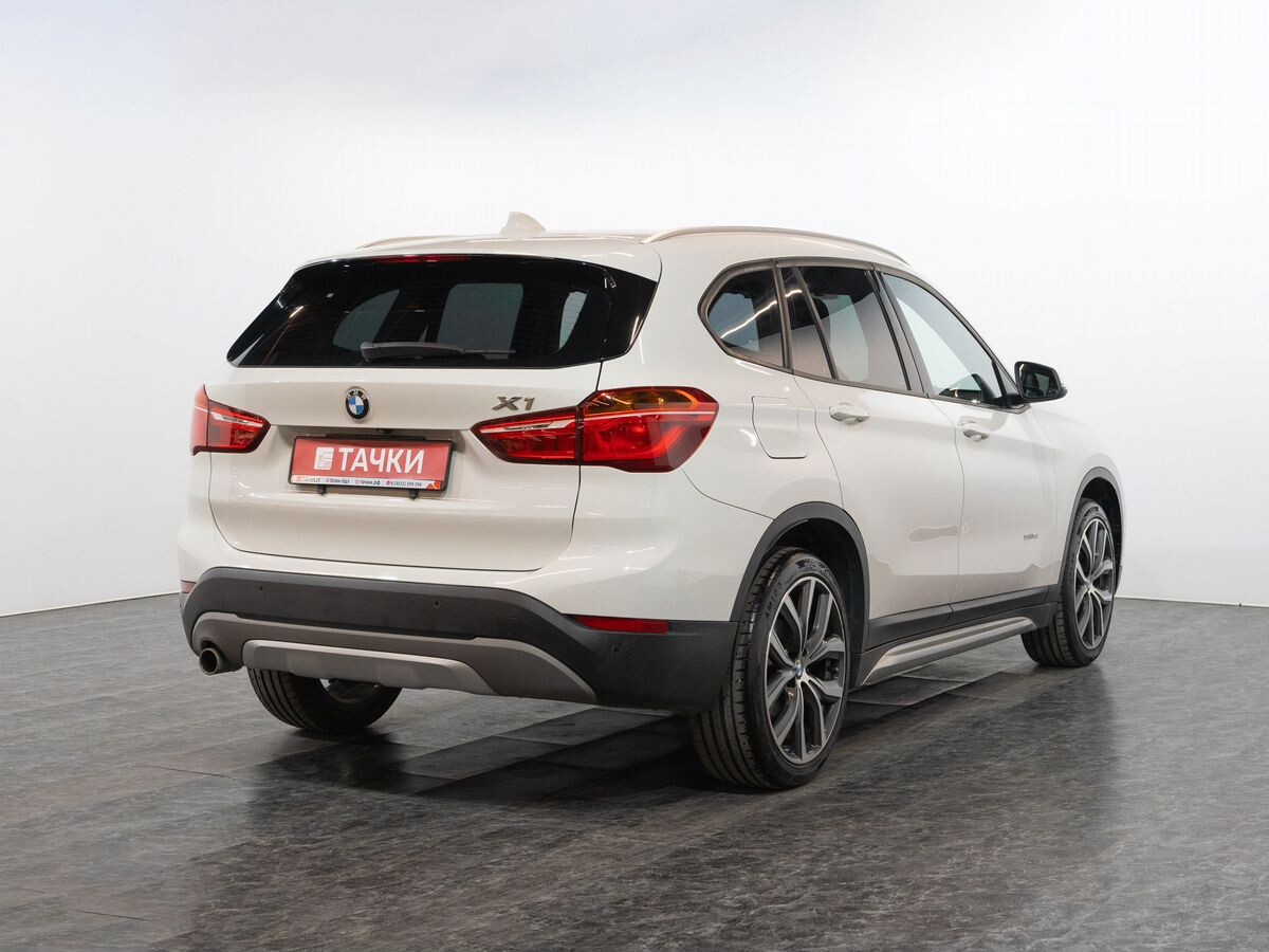 BMW X1 2016 - фото автомобиля