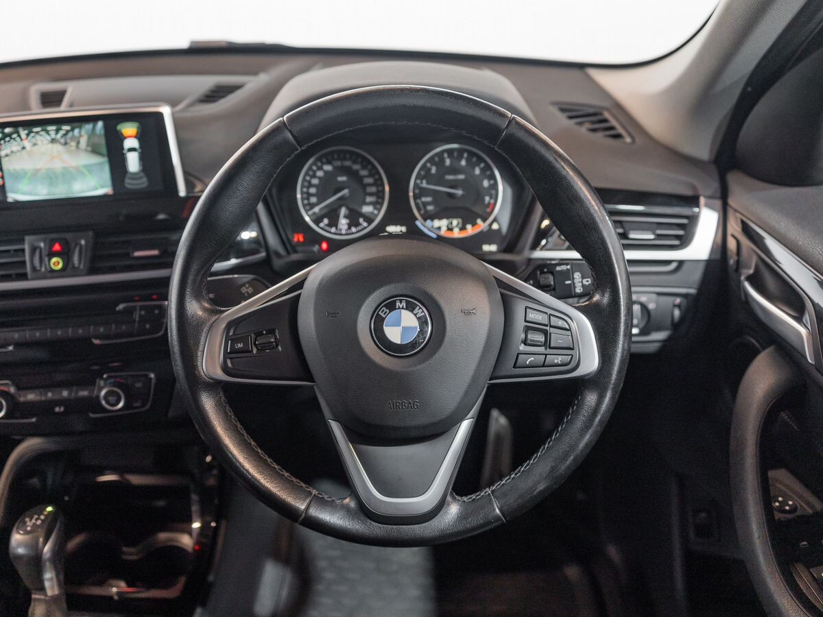 BMW X1 2016 - фото автомобиля