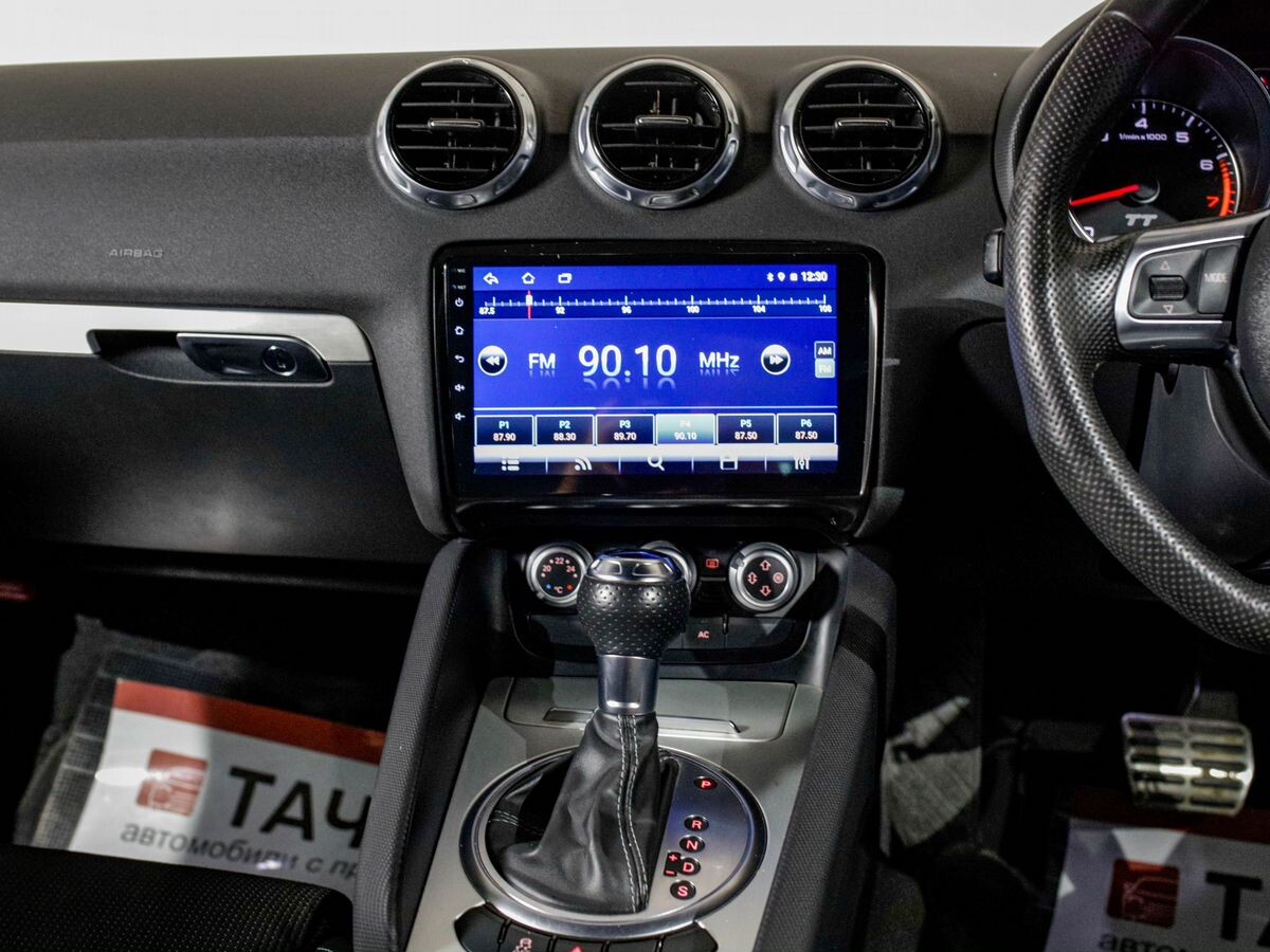 Audi TT 2012 - фото автомобиля