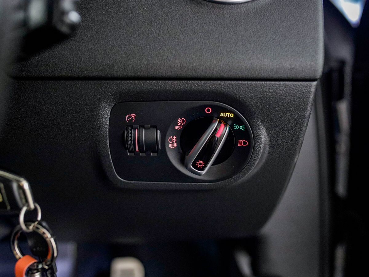 Audi TT 2012 - фото автомобиля