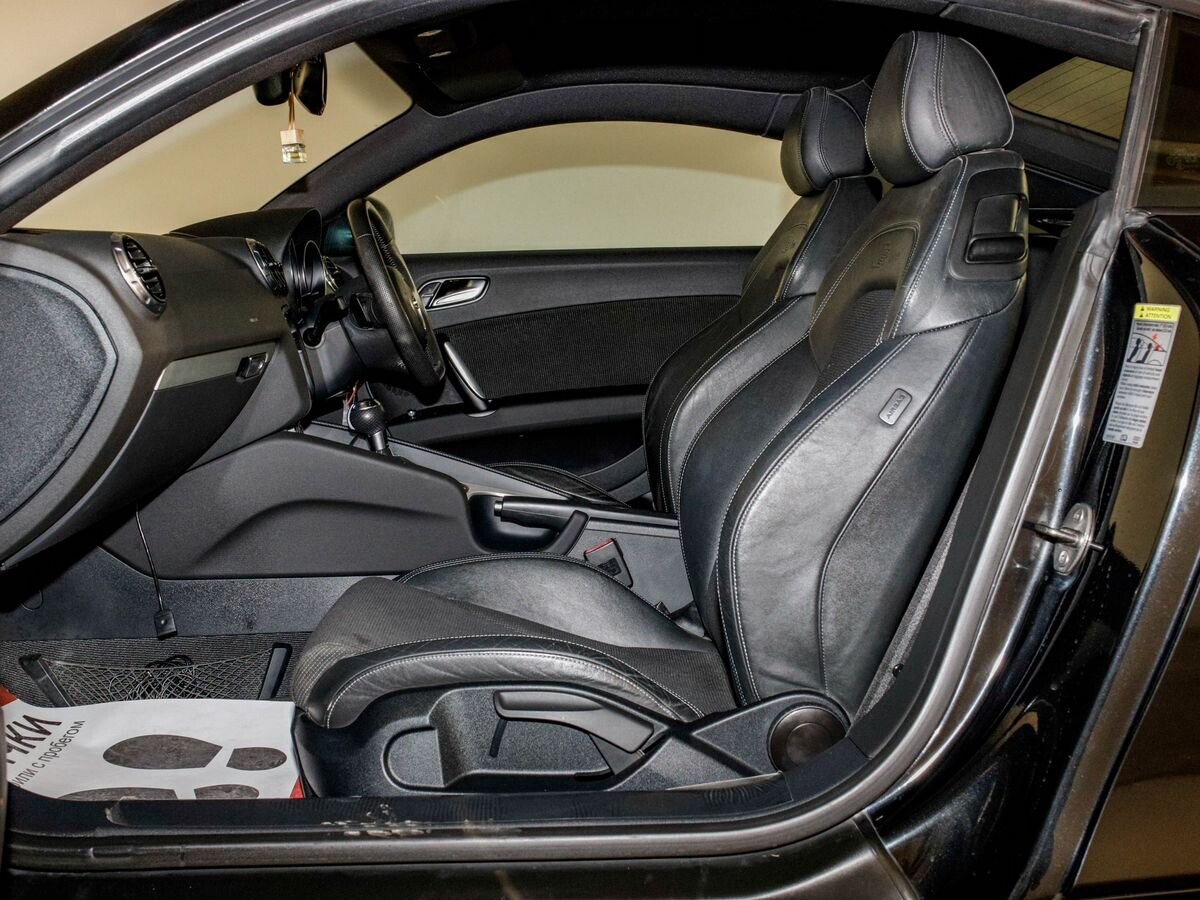 Audi TT 2012 - фото автомобиля