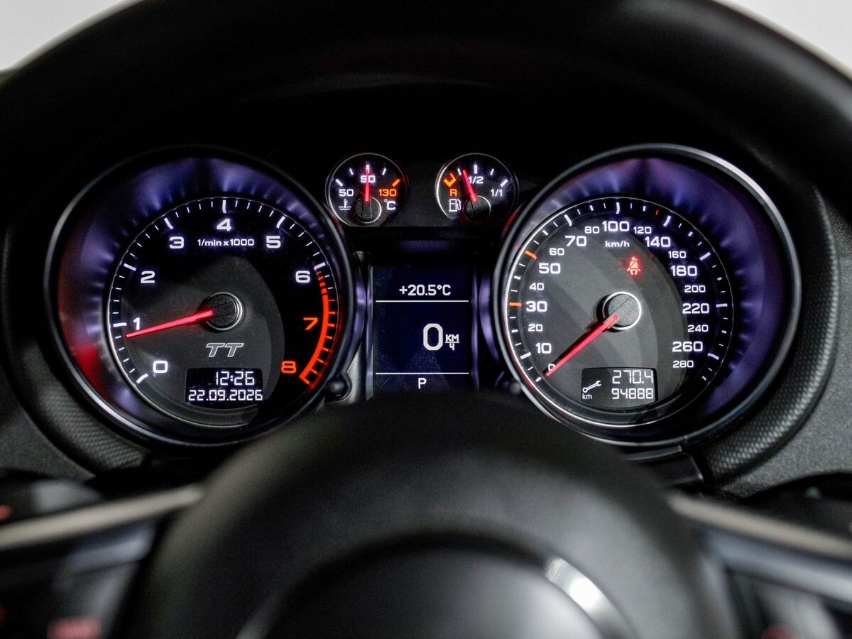 Audi TT 2012 - фото автомобиля