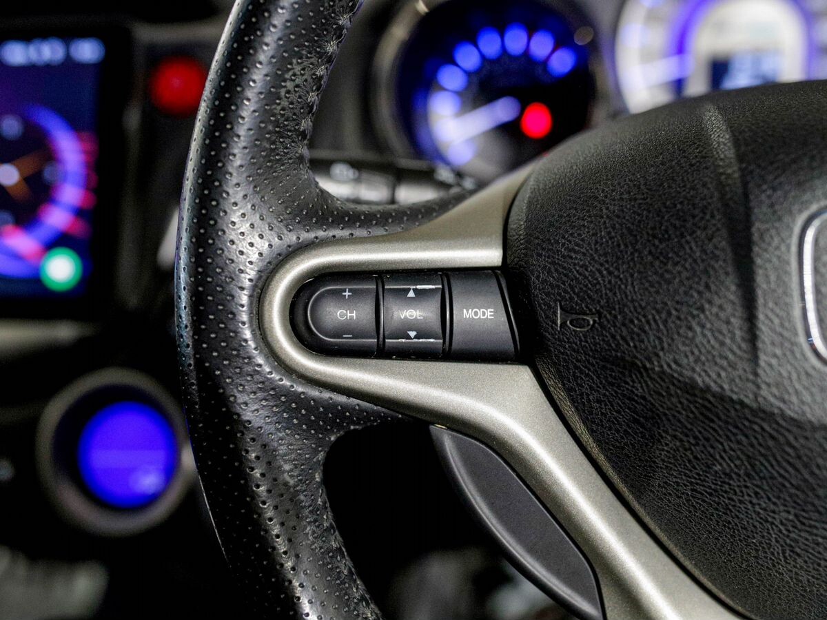 Honda Fit 2012 - фото автомобиля