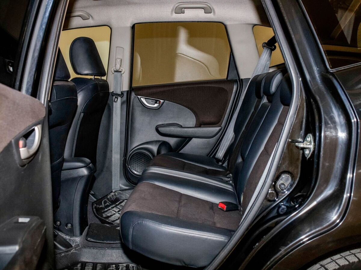 Honda Fit 2012 - фото автомобиля