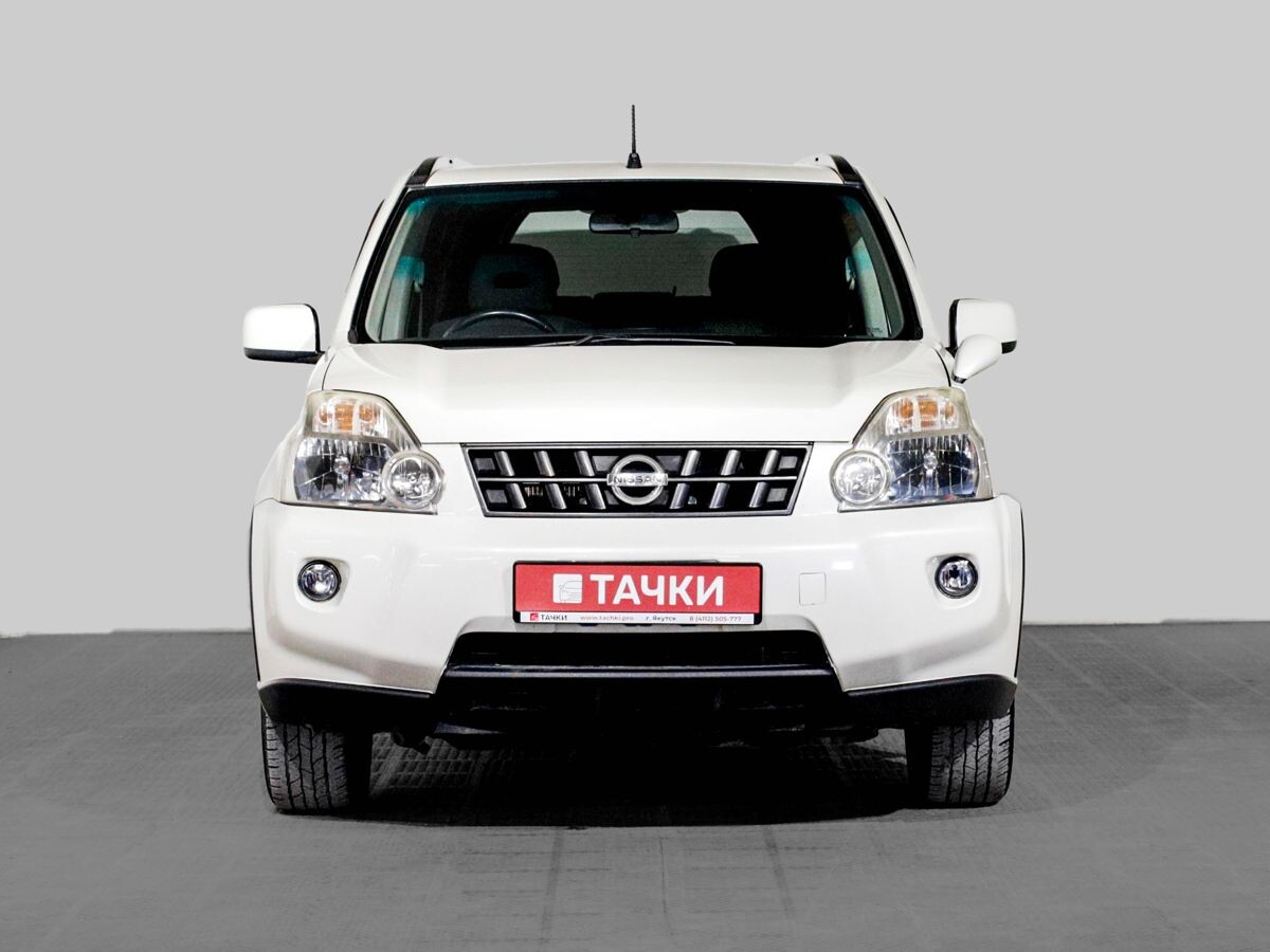 Nissan X-Trail 2010 - фото автомобиля