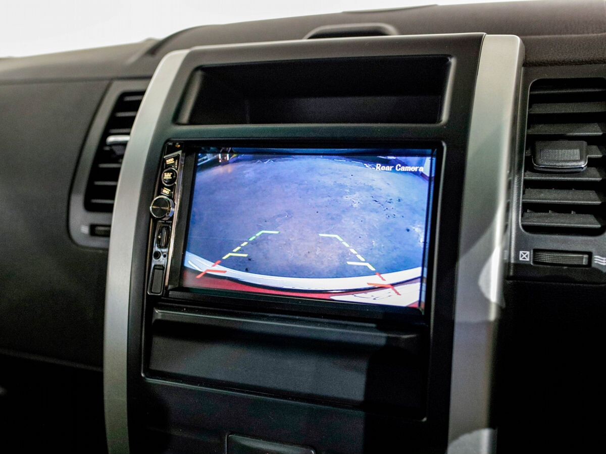 Nissan X-Trail 2010 - фото автомобиля
