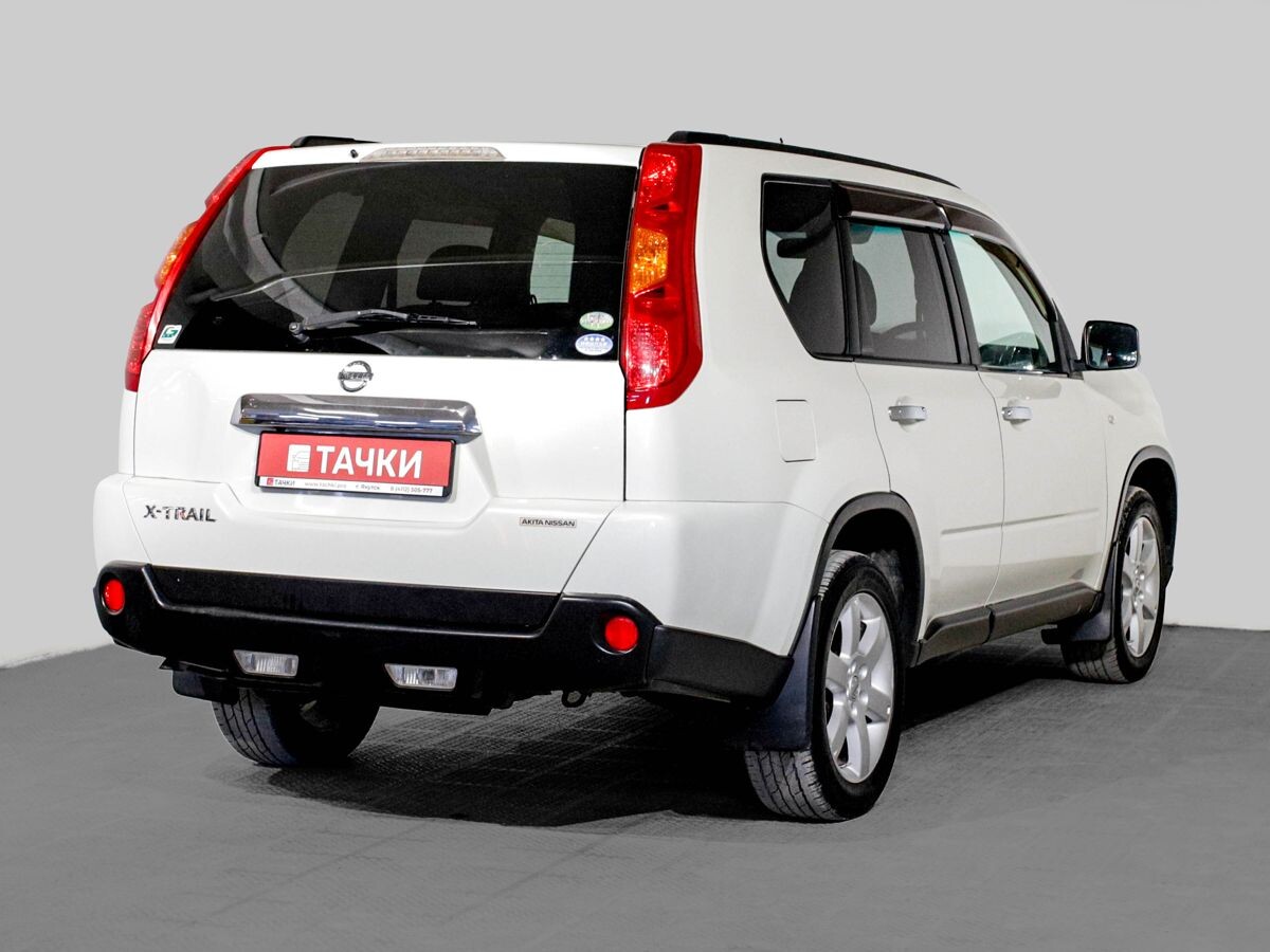 Nissan X-Trail 2010 - фото автомобиля