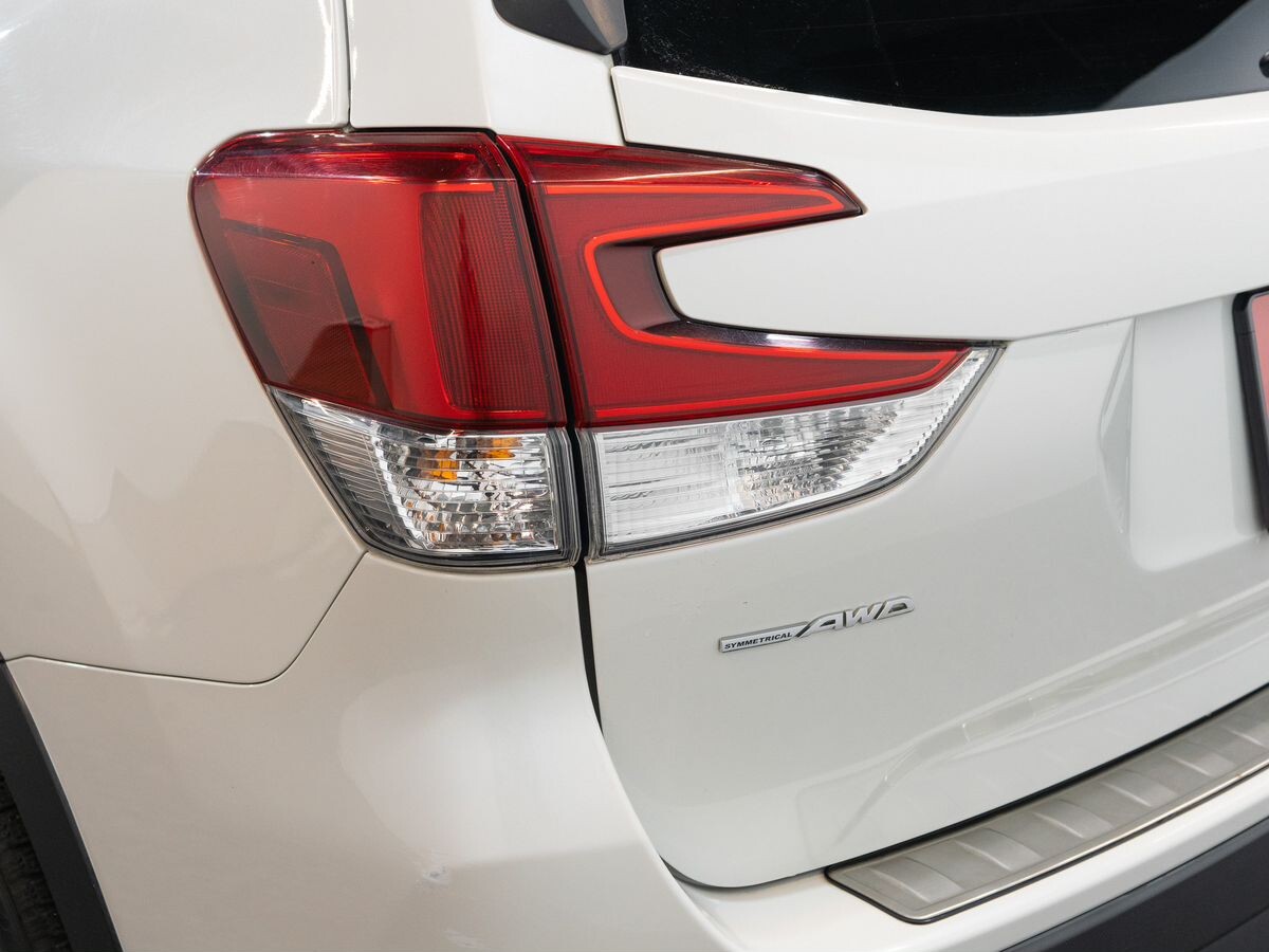 Subaru Forester 2021 - фото автомобиля
