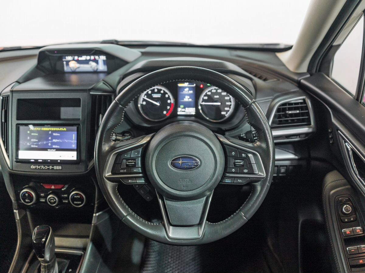 Subaru Forester 2021 - фото автомобиля