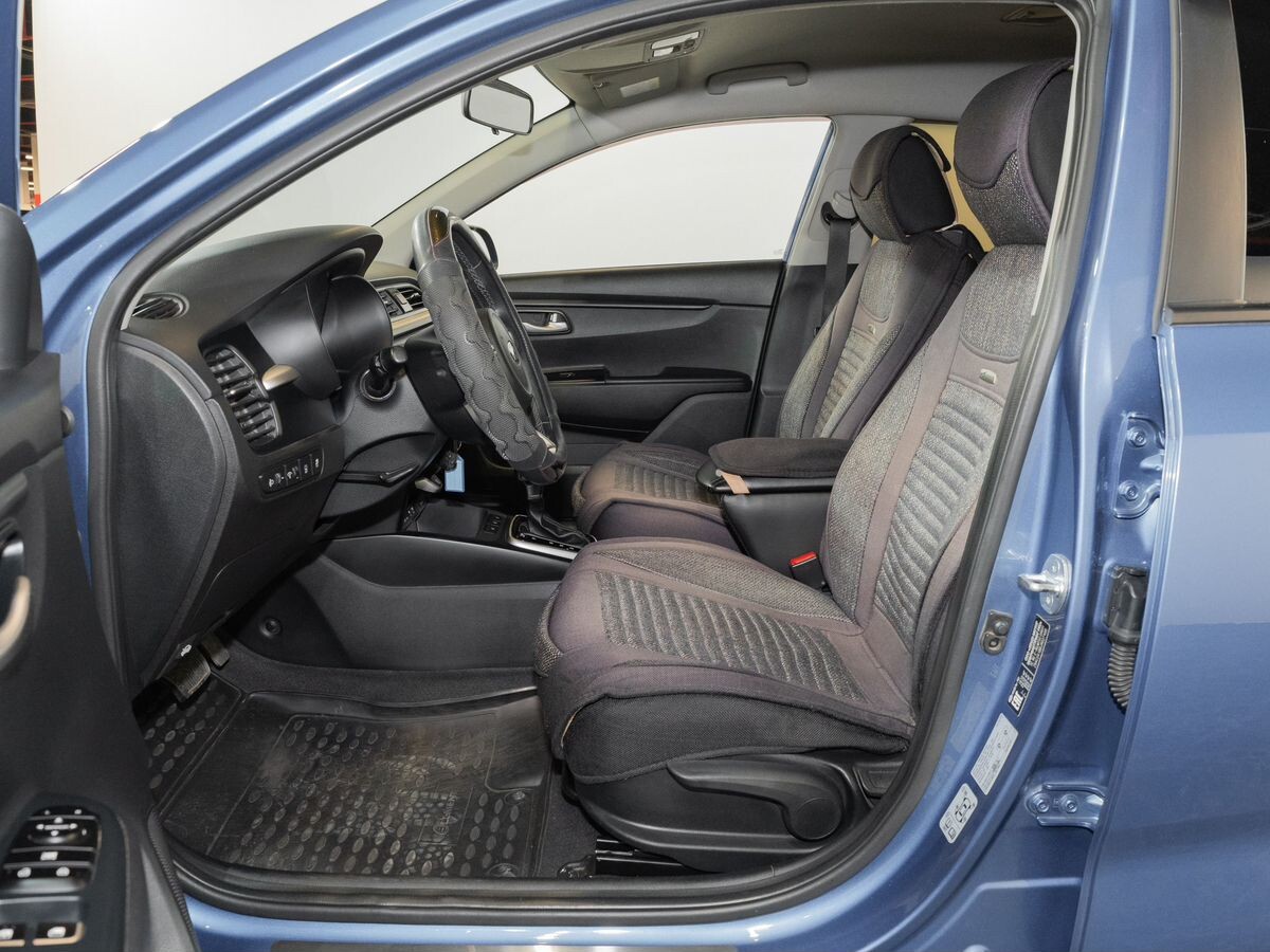Kia Rio 2017 - фото автомобиля