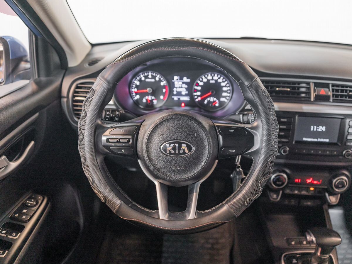 Kia Rio 2017 - фото автомобиля