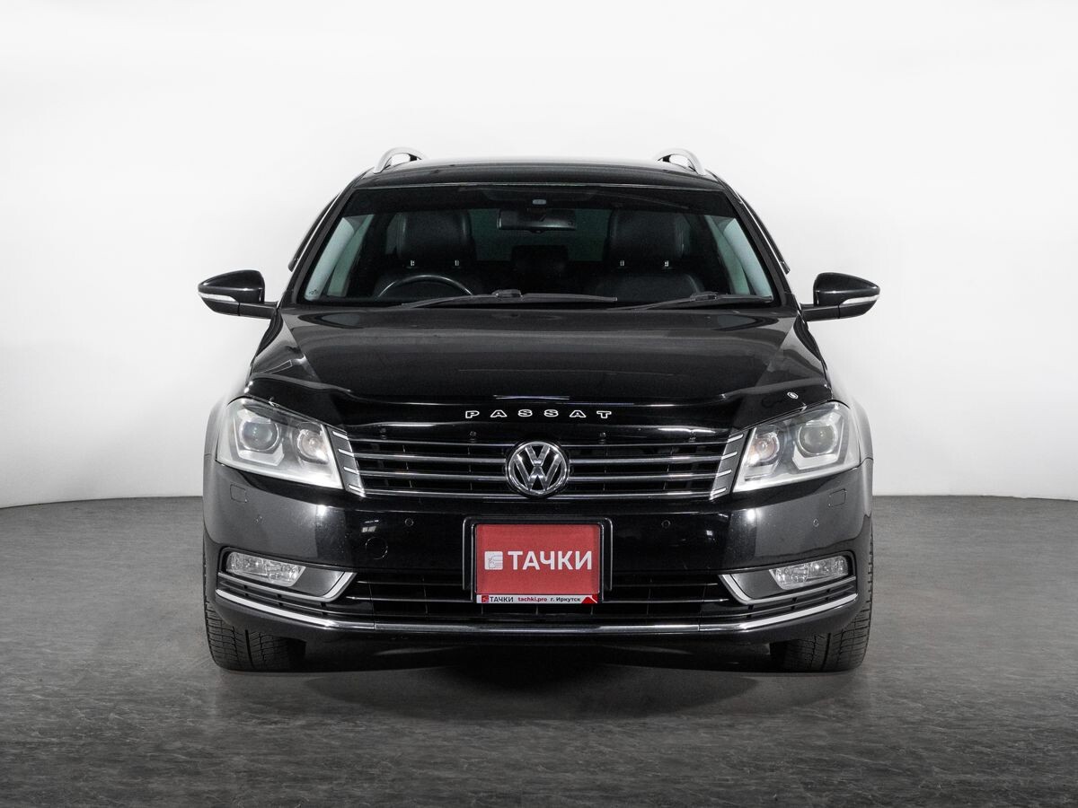 Volkswagen Passat 2012 - фото автомобиля