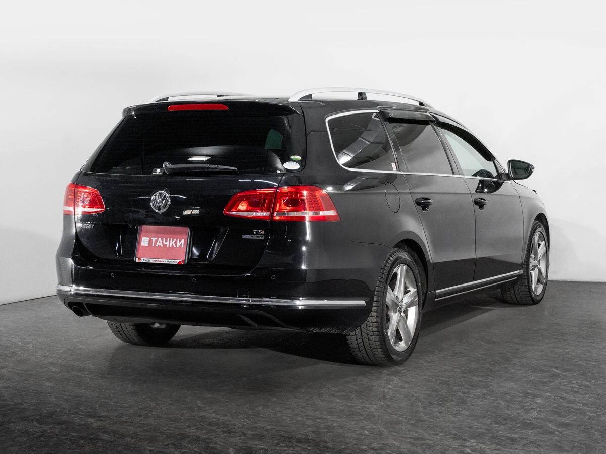 Volkswagen Passat 2012 - фото автомобиля