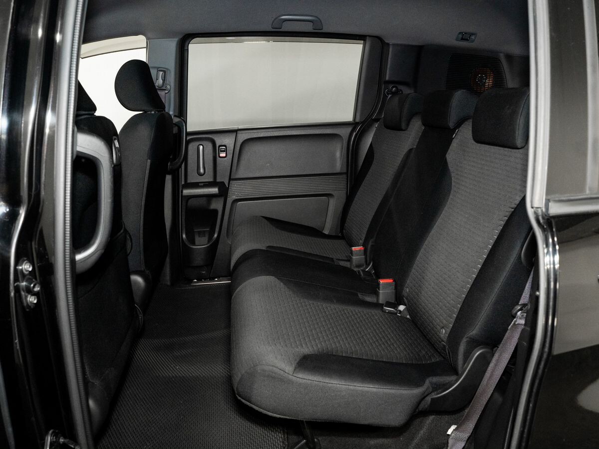 Honda Freed Spike 2013 - фото автомобиля