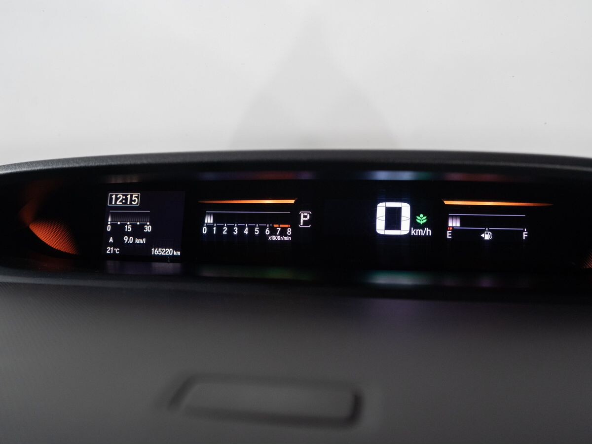 Honda Stepwgn 2015 - фото автомобиля