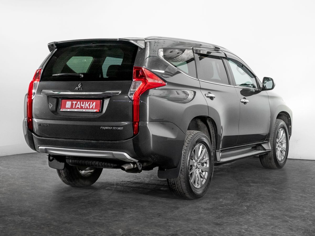 Mitsubishi Pajero Sport 2018 - фото автомобиля