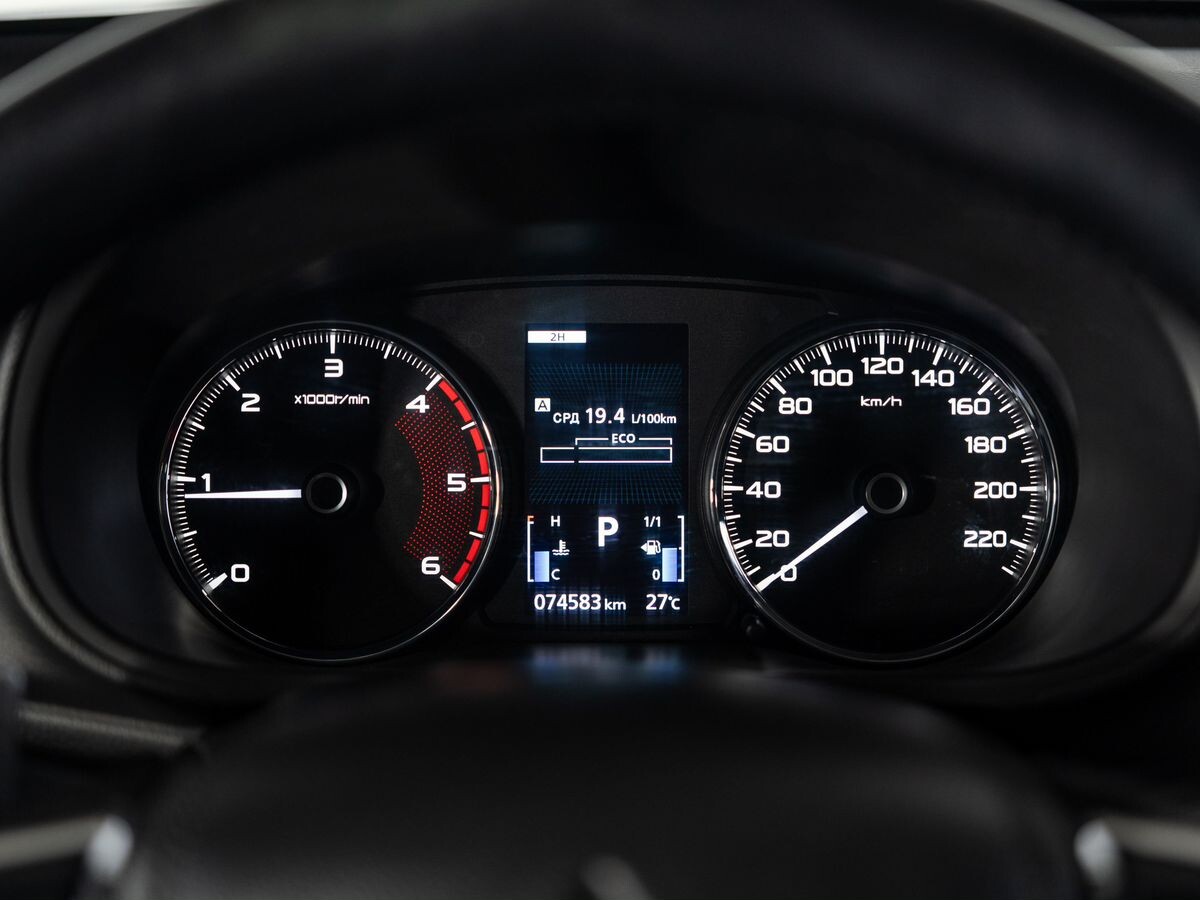 Mitsubishi Pajero Sport 2018 - фото автомобиля