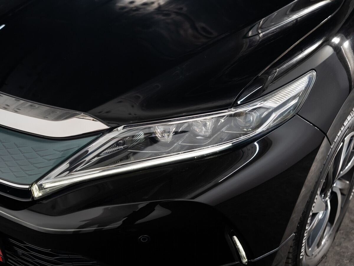 Toyota Harrier 2018 - фото автомобиля