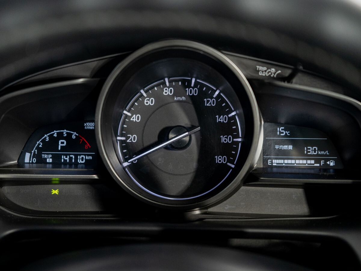 Mazda Demio 2018 - фото автомобиля