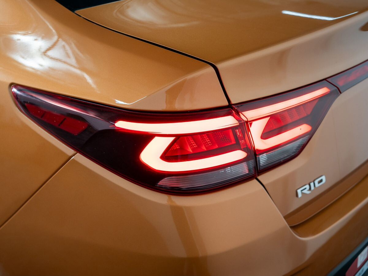 Kia Rio 2017 - фото автомобиля