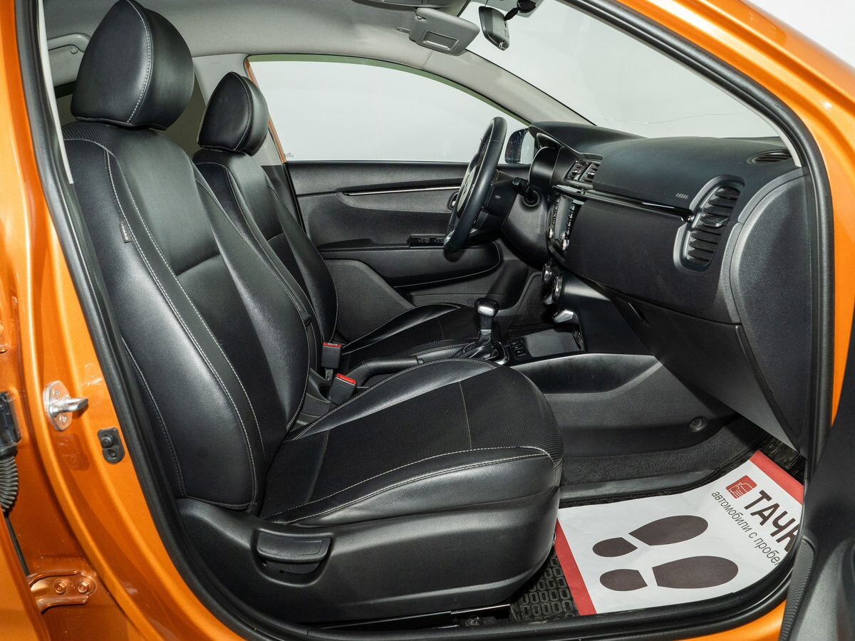 Kia Rio 2017 - фото автомобиля