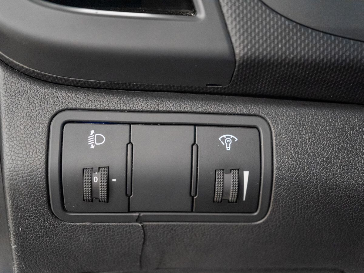Hyundai Solaris 2012 - фото автомобиля