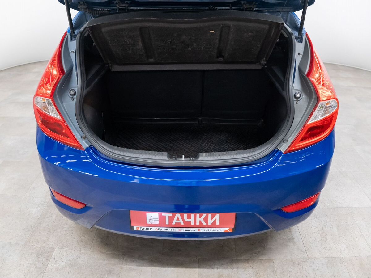Hyundai Solaris 2012 - фото автомобиля