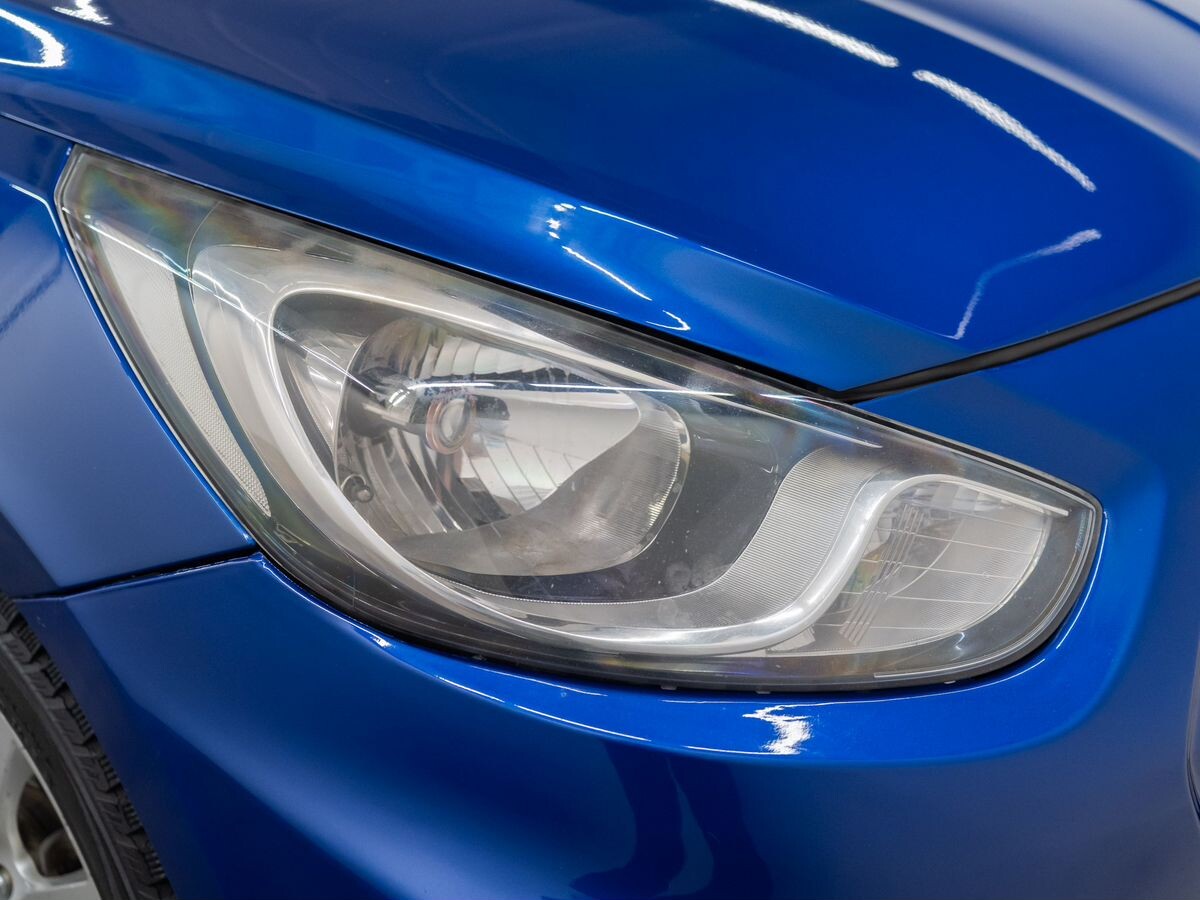 Hyundai Solaris 2012 - фото автомобиля