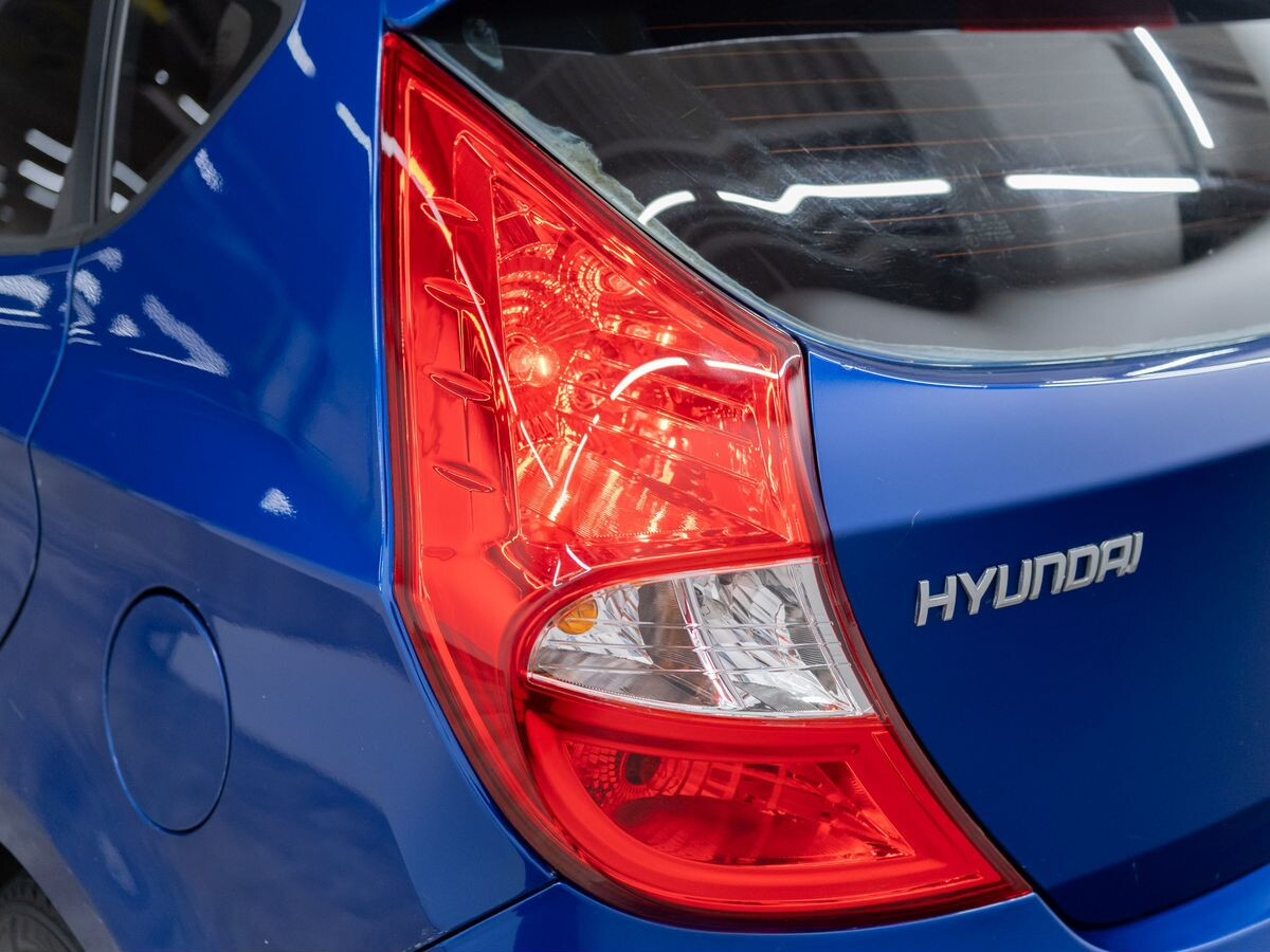 Hyundai Solaris 2012 - фото автомобиля