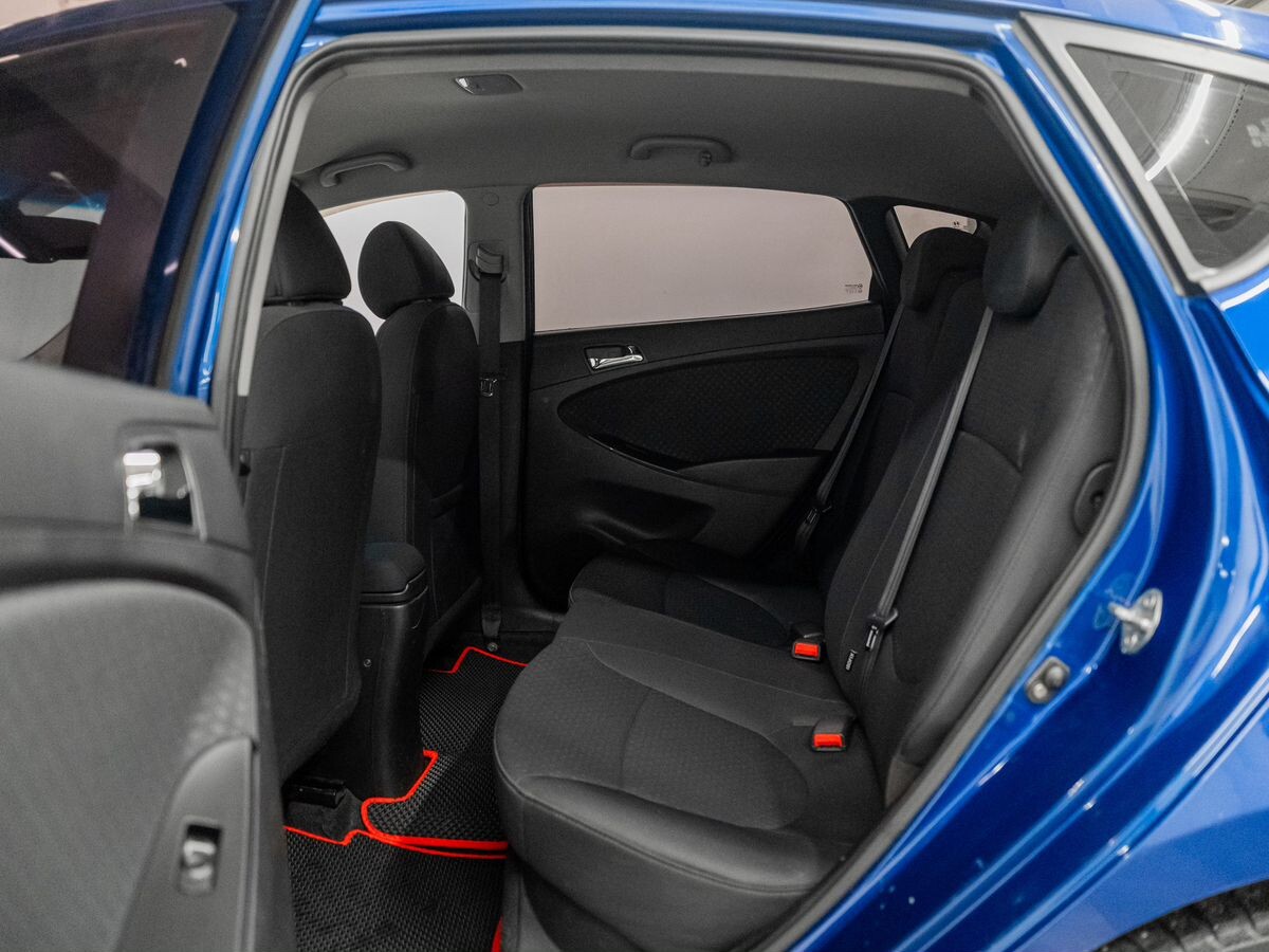 Hyundai Solaris 2012 - фото автомобиля