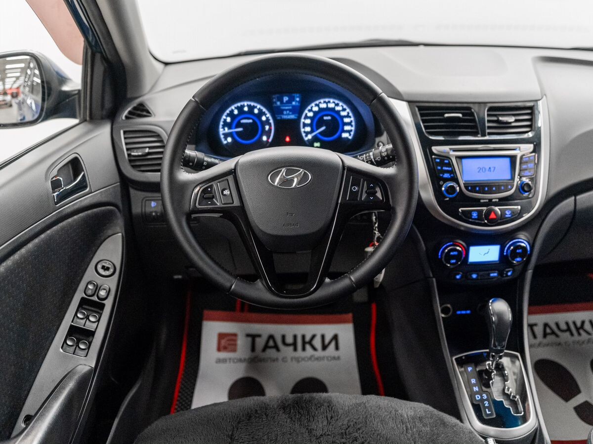 Hyundai Solaris 2012 - фото автомобиля