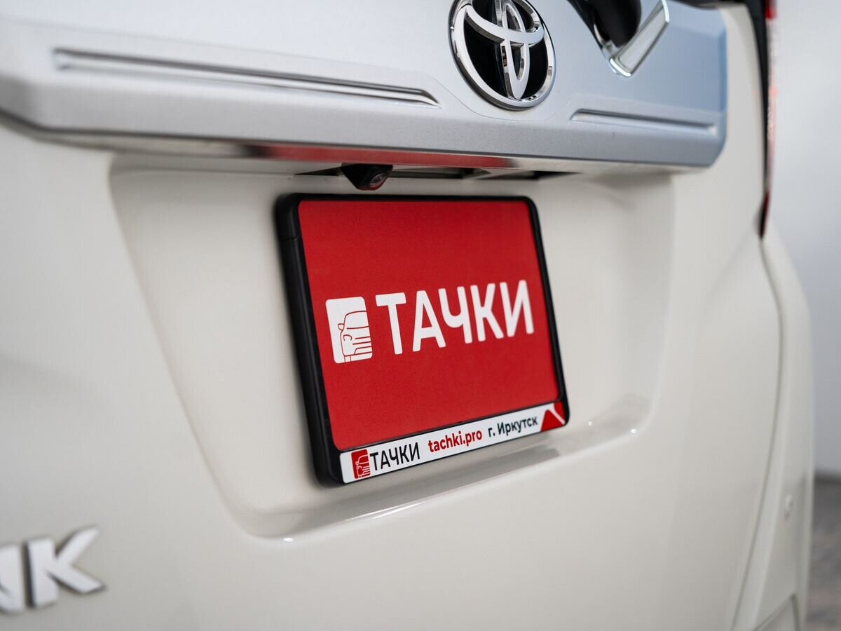 Toyota Tank 2018 - фото автомобиля